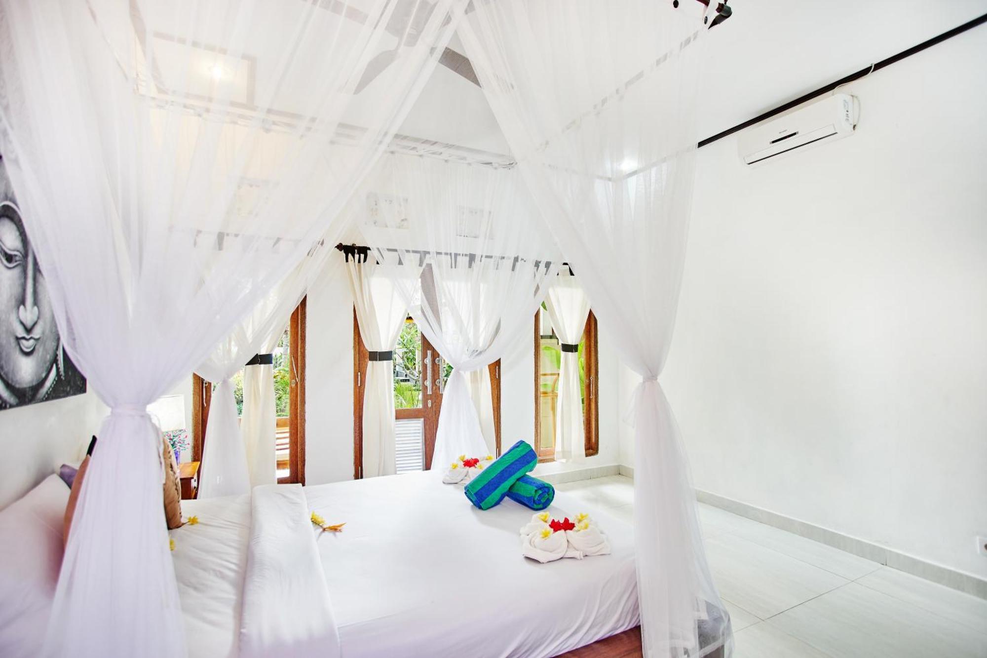 Taos House Nusa Lembongan Bilik gambar